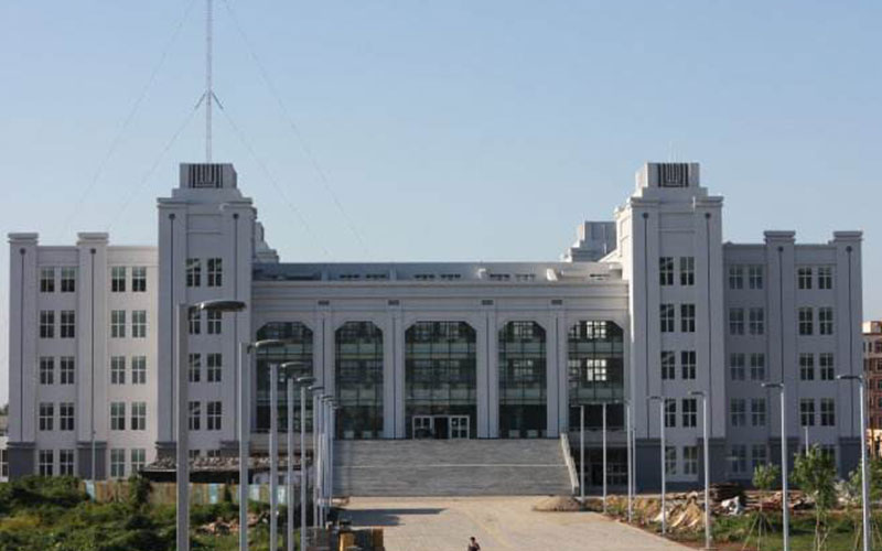 北华航天工业学院校园风景