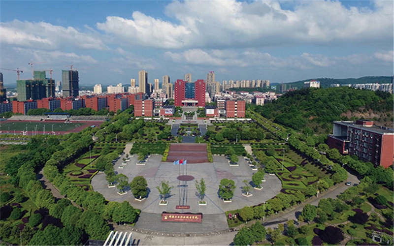 湖南工业职业技术学院校园风景
