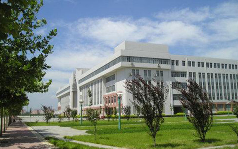 河北经贸大学校园风景
