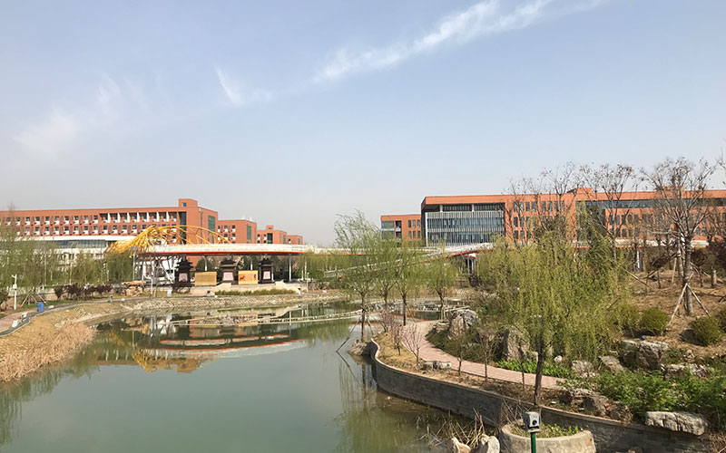 河北传媒学院校园风景