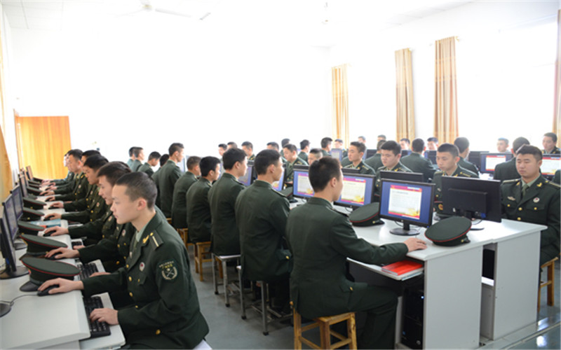 湖南国防工业职业技术学院校园风景