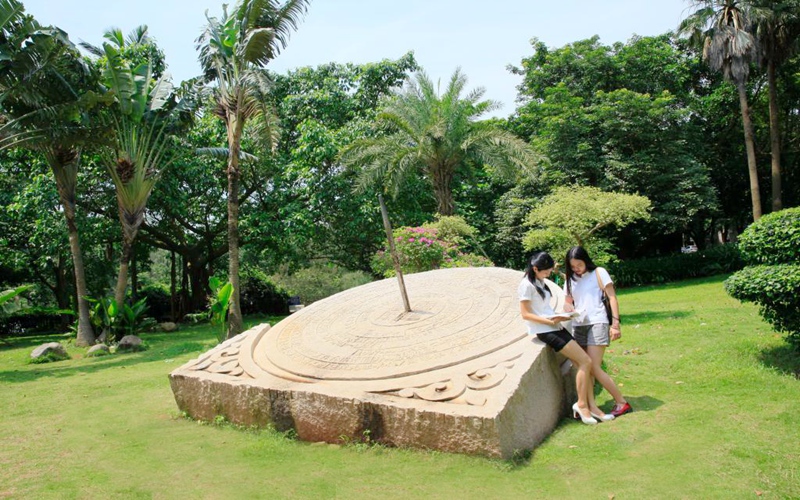 岭南师范学院校园风景