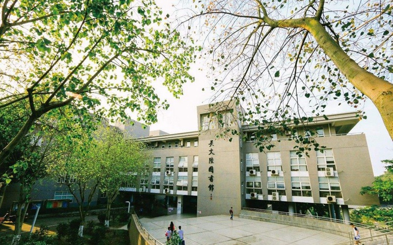 电子科技大学中山学院校园风景