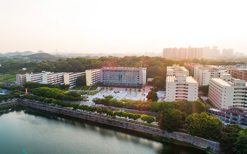 广东科技学院校园风景