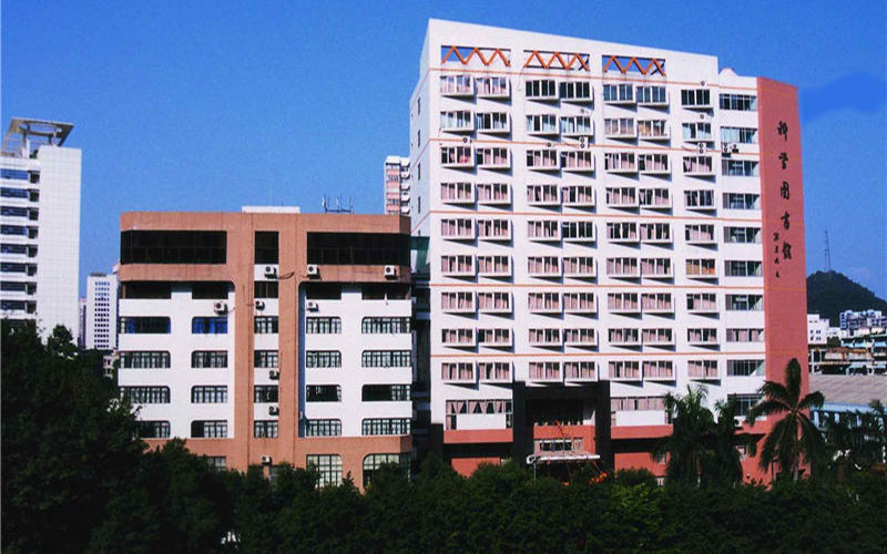 广东水利电力职业技术学院校园风景