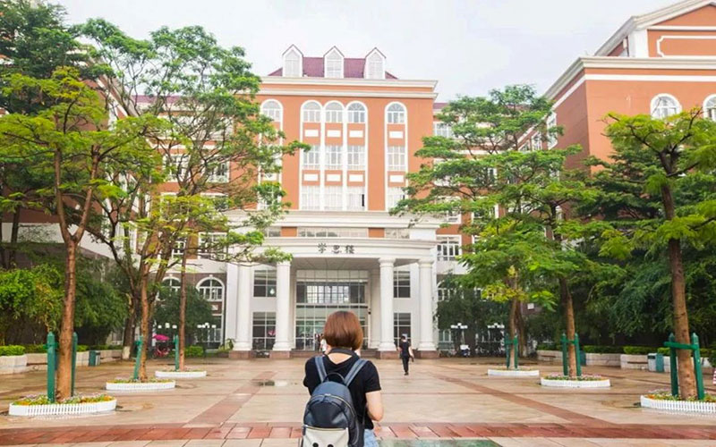 深圳职业技术学院校园风景