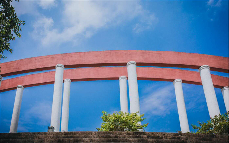 广州番禺职业技术学院校园风景