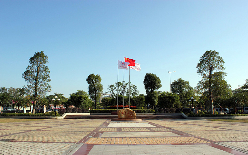 广东行政职业学院校园风景