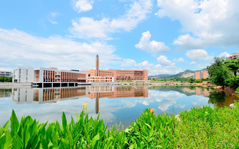 河源职业技术学院校园风景