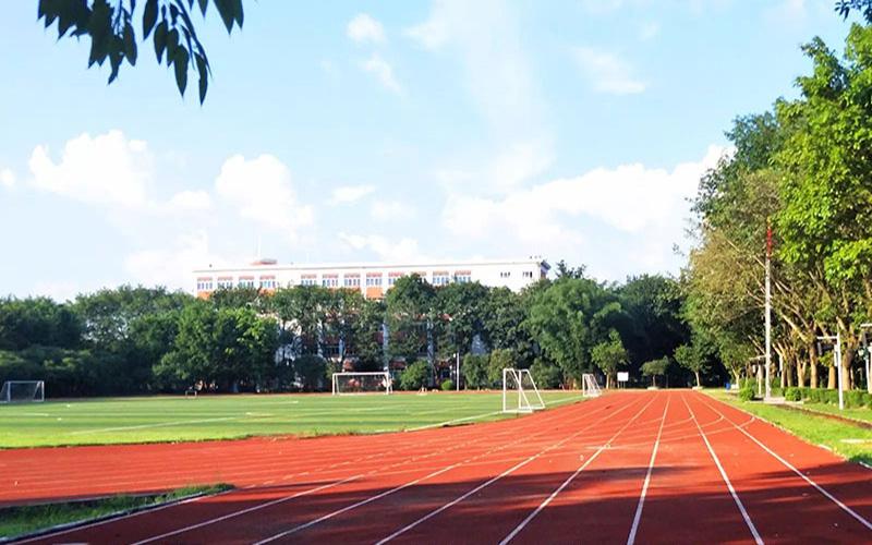 广州工程技术职业学院校园风景