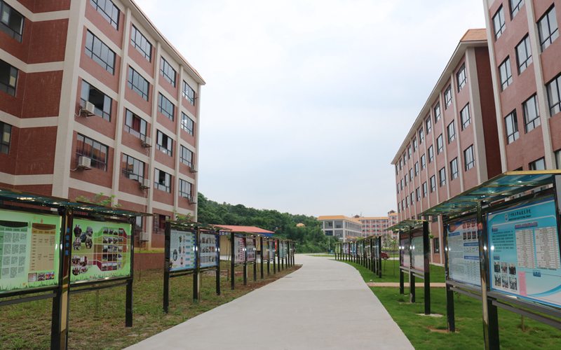 广州珠江职业技术学院校园风景