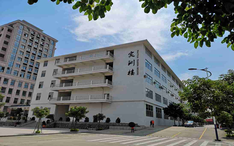 广东南方职业学院校园风景