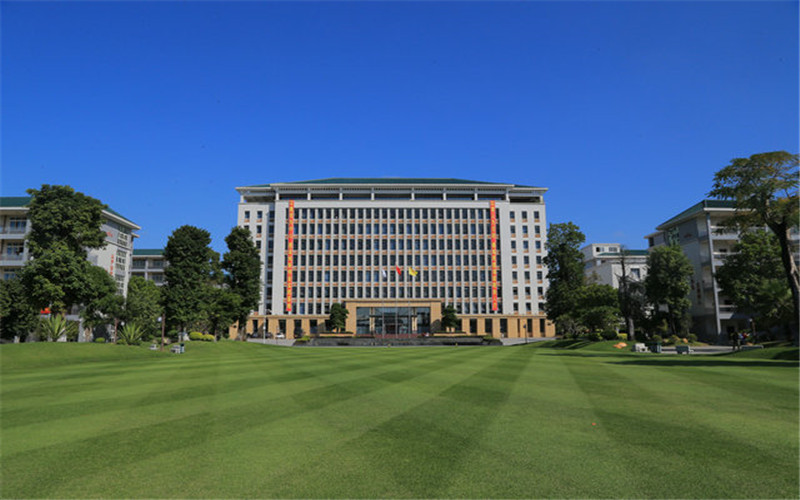 广州华夏职业学院校园风景