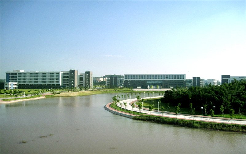 广东环境保护工程职业学院校园风景
