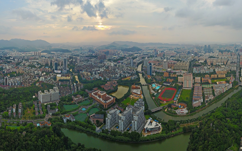 广东信息工程职业学院校园风景