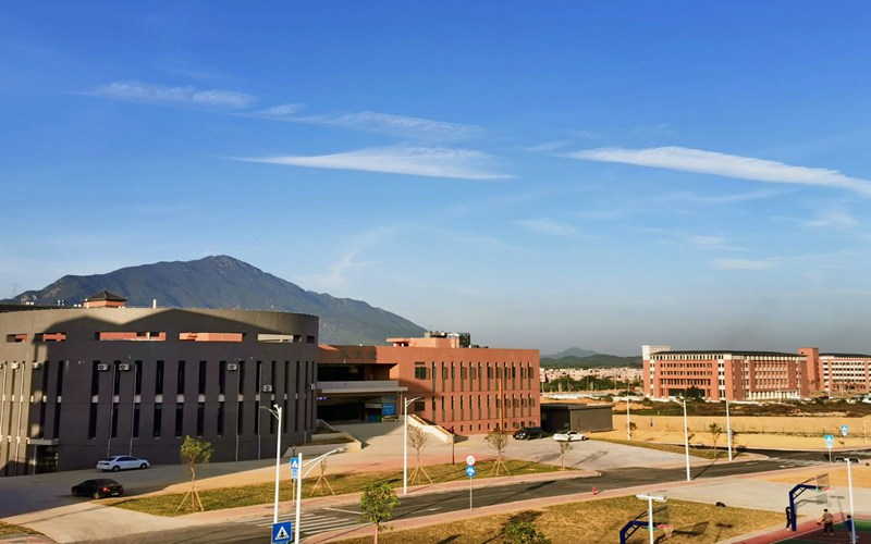 广东财贸职业学院校园风景