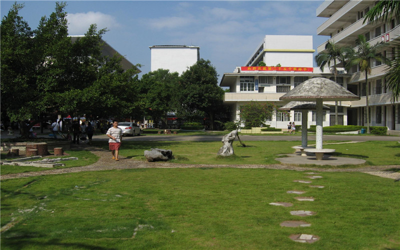 桂林理工大学校园风景