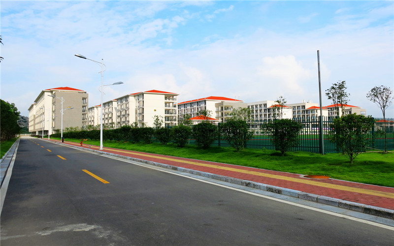 桂林医学院校园风景