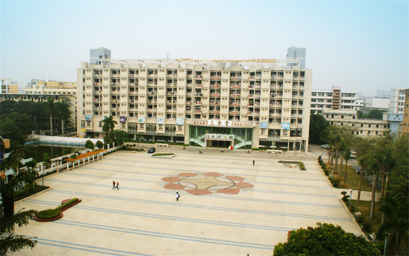 广西财经学院校园风景