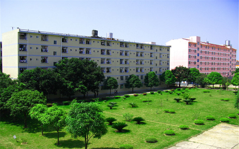 广西职业师范学院校园风景