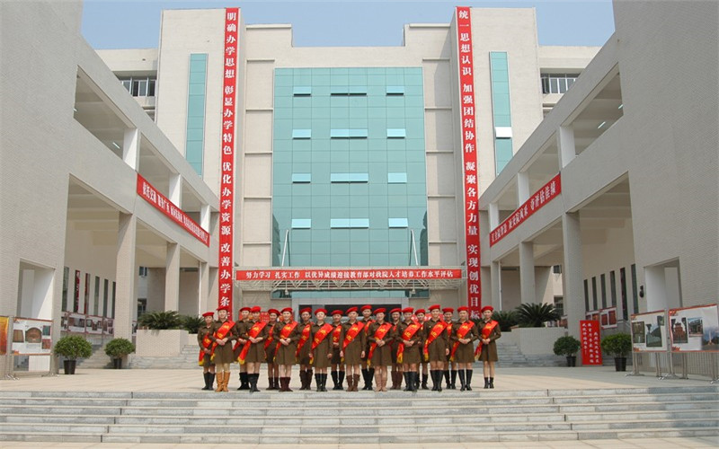 广西交通职业技术学院校园风景