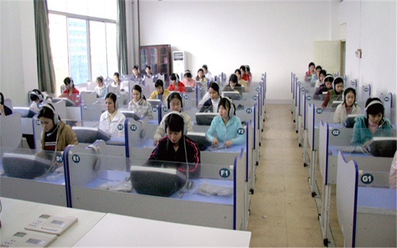 广西现代职业技术学院校园风景