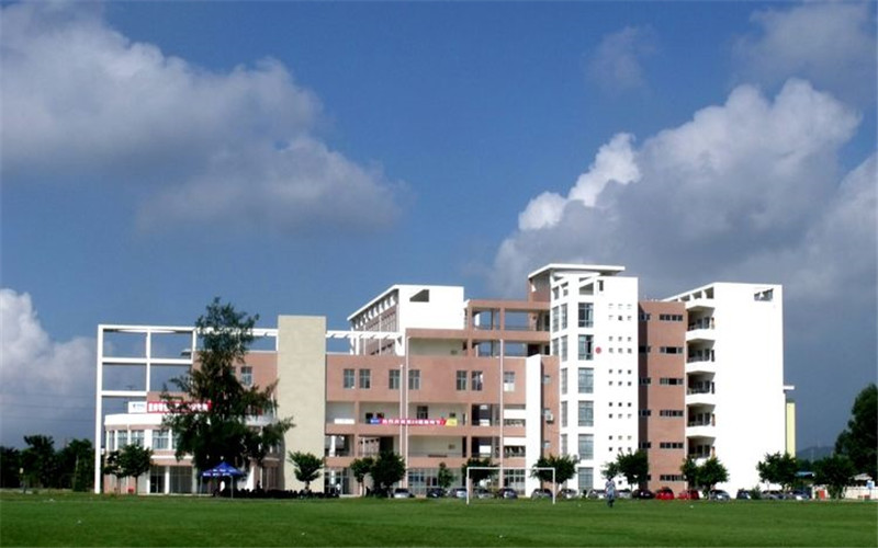 北海职业学院校园风景