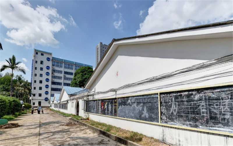 广西金融职业技术学院校园风景