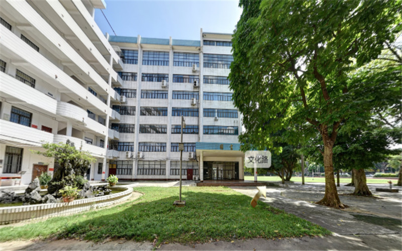 广西金融职业技术学院校园风景