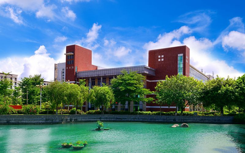 海南经贸职业技术学院校园风景