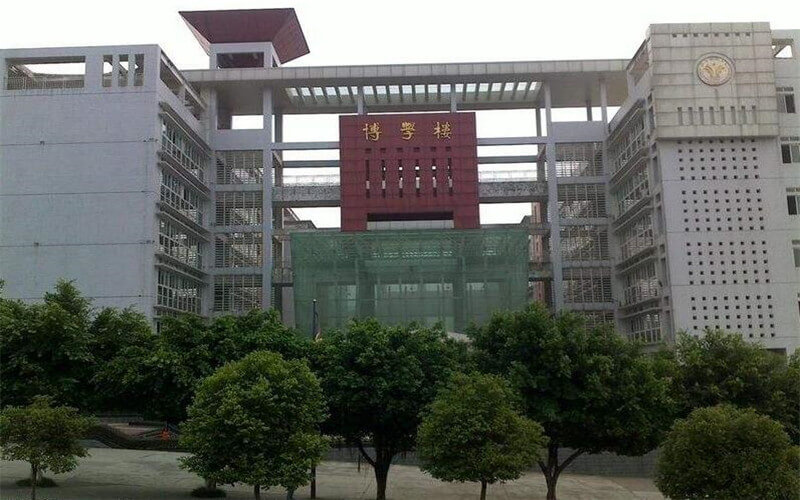 西南政法大学校园风景