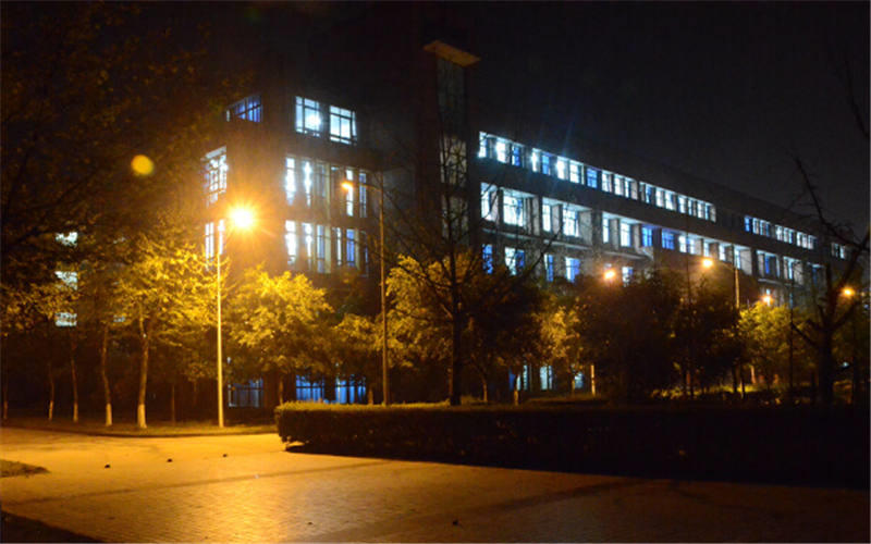 重庆机电职业技术大学校园风景