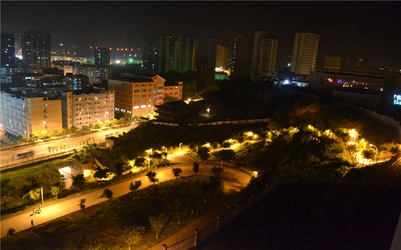 重庆工商大学派斯学院校园风景