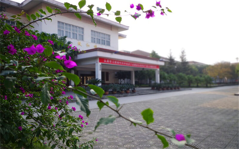重庆海联职业技术学院校园风景