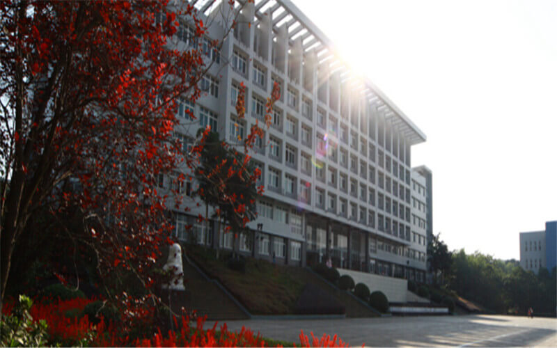 重庆三峡医药高等专科学校校园风景