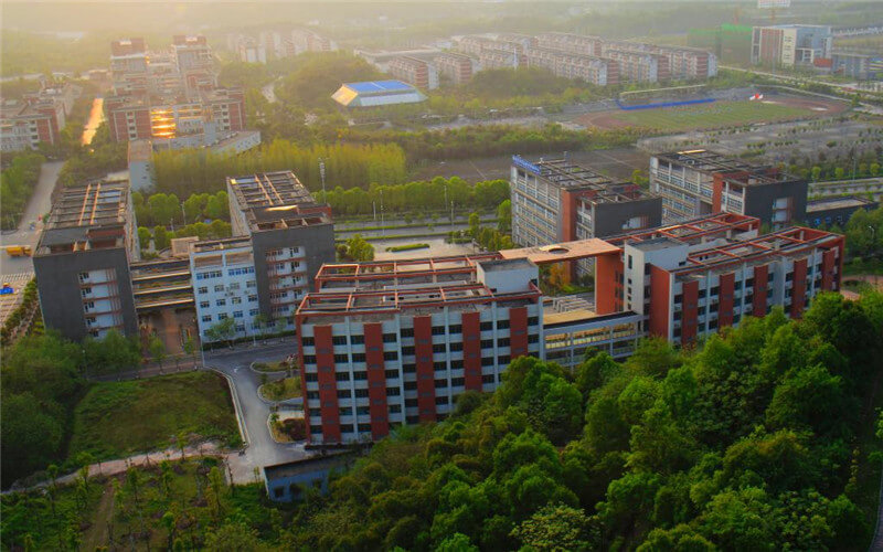 重庆医药高等专科学校校园风景