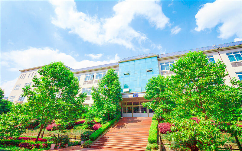 重庆财经职业学院校园风景
