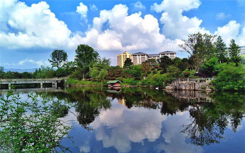 重庆能源职业学院校园风景