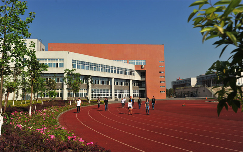 重庆公共运输职业学院校园风景