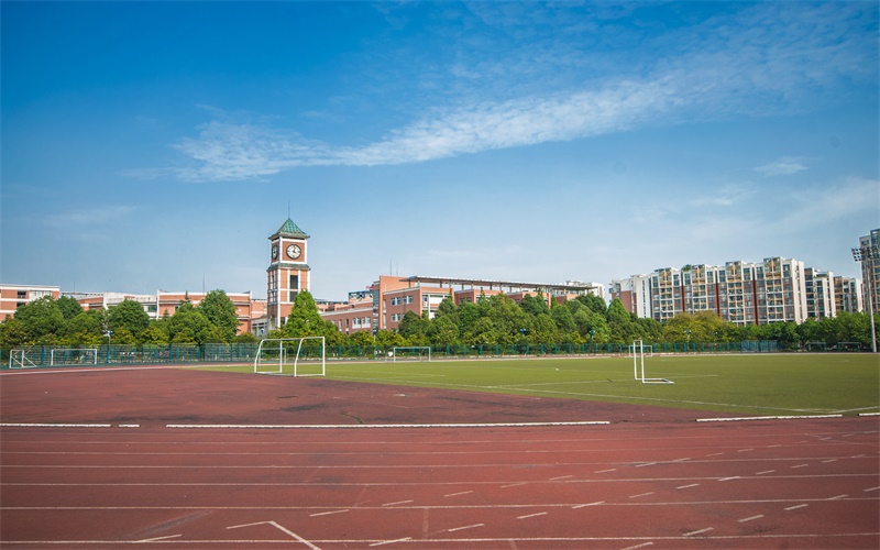 成都信息工程大学校园风景