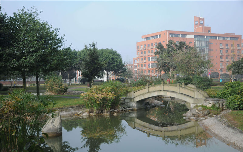 西南民族大学校园风景