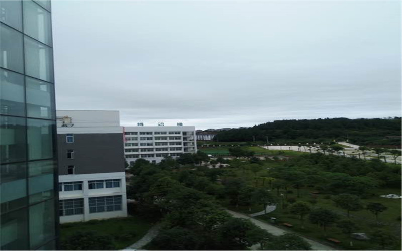 绵阳城市学院校园风景