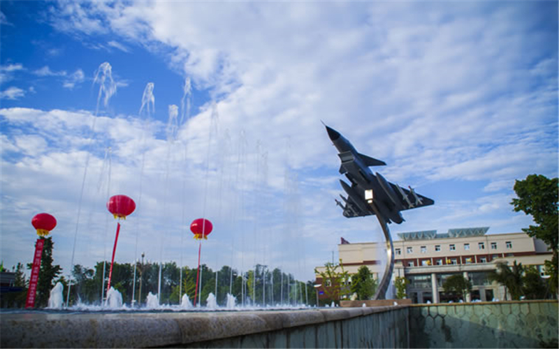 成都航空职业技术学院校园风景