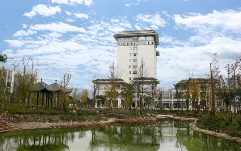 雅安职业技术学院校园风景