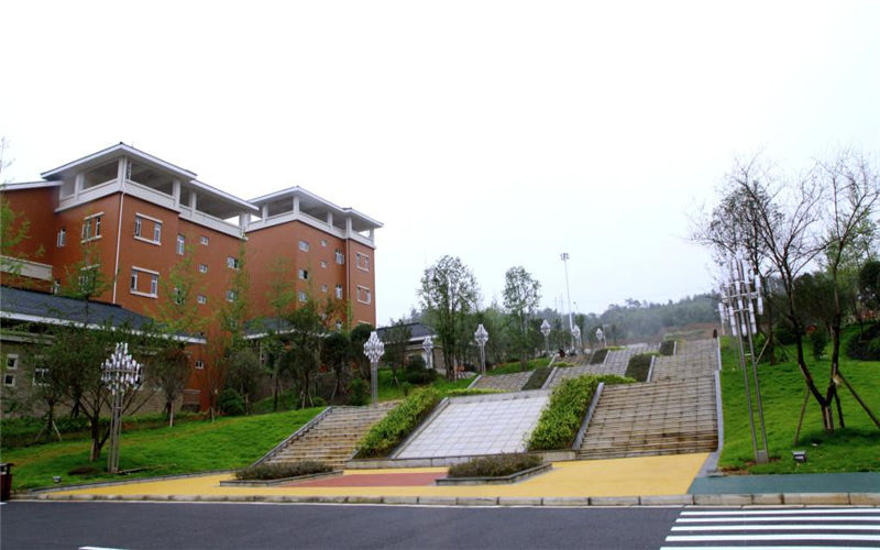 四川中医药高等专科学校校园风景