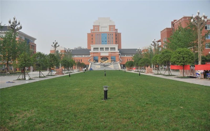 四川文化产业职业学院校园风景