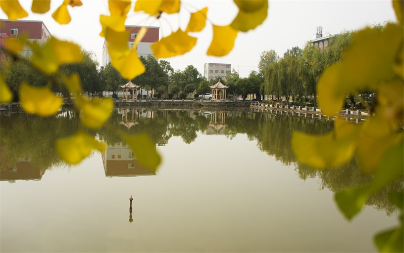四川汽车职业技术学院校园风景