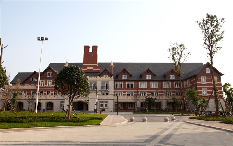 四川西南航空职业学院校园风景