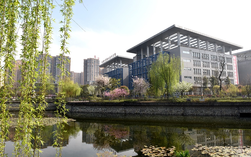 成都工贸职业技术学院校园风景