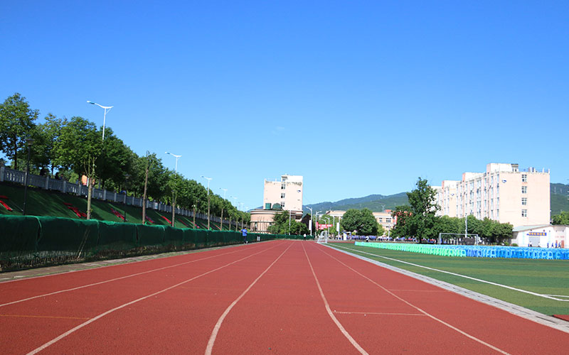 广元中核职业技术学院校园风景